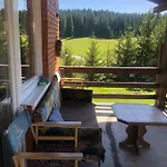 Mountain House - Planinska Vikendica