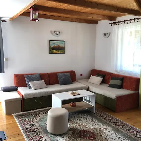 Mountain House - Planinska Vikendica * Han Pijesak